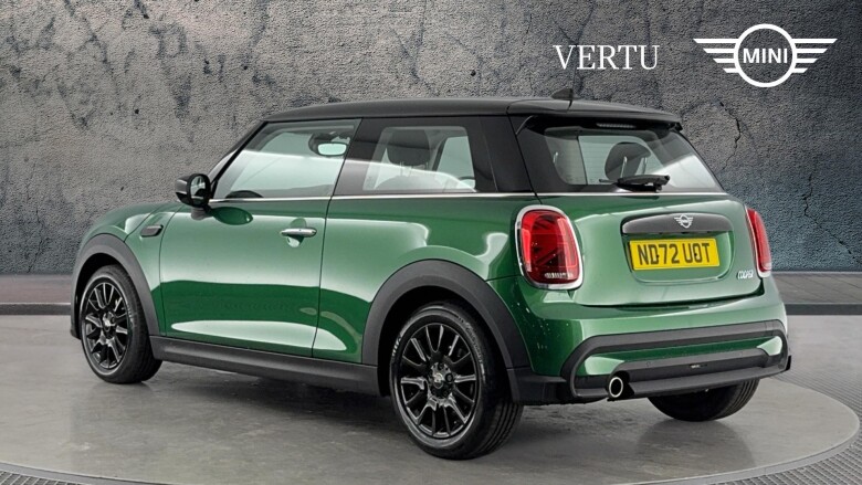 MINI Hatchback 1.5 Cooper Classic 3dr Auto [Comfort/Nav Pack] Petrol Hatchback